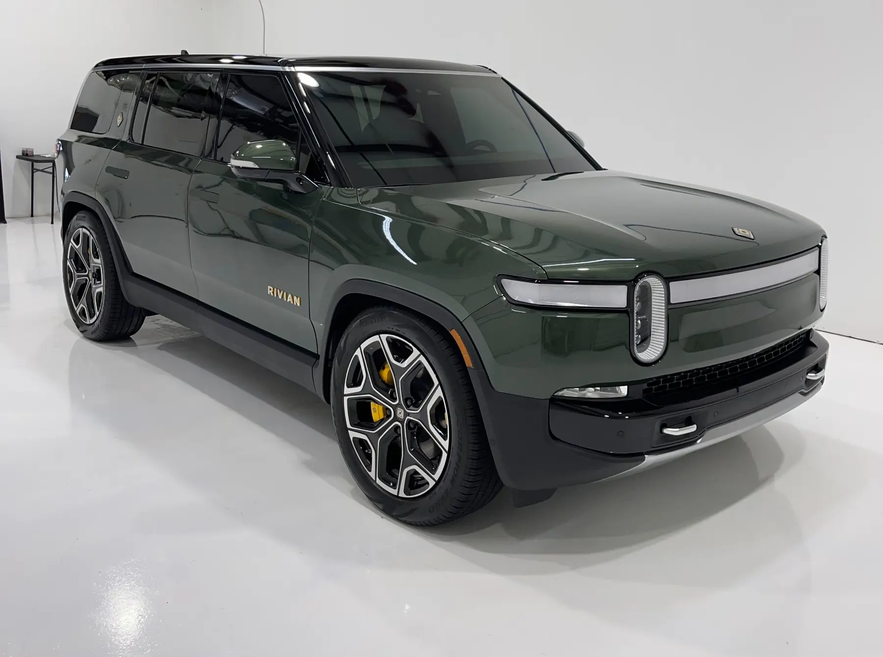 Rivian R1S after Window Tint